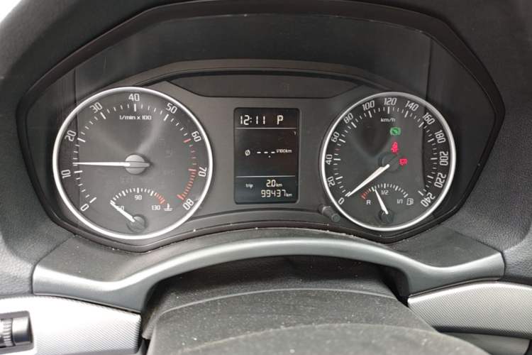 Used Skoda Octavia 2014 1.6L Automatic Yijie Edition Instrument Cluster