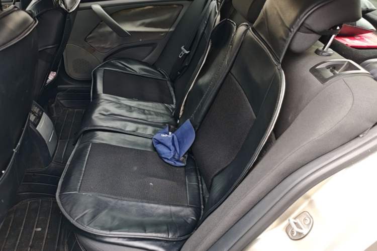 Used Skoda Octavia 2014 1.6L Automatic Yijie Edition Left Rear Seat