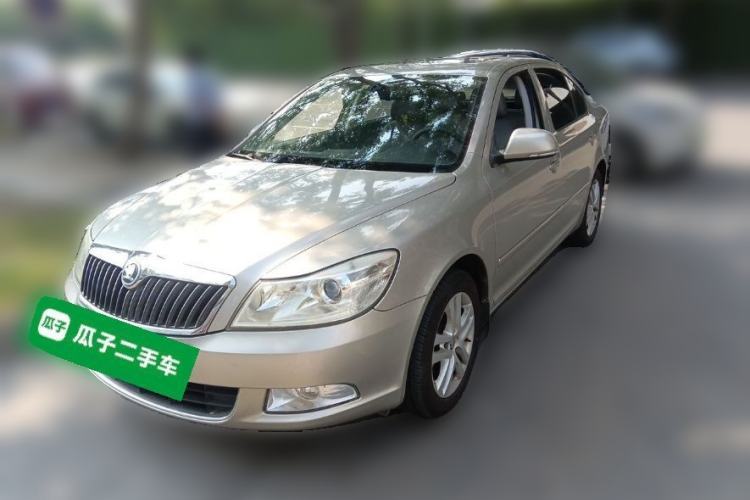 Used Skoda Octavia 2014 1.6L Automatic Yijun Edition Guazi used car, China used car export, Used car for sale, Used  cars, Cheapest cars for sale