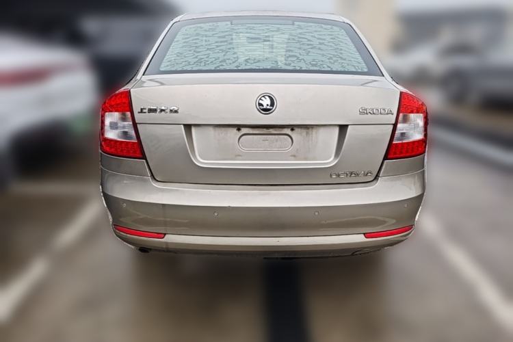 Used Skoda Octavia 2014 1.6L Automatic Yijie Edition Rear