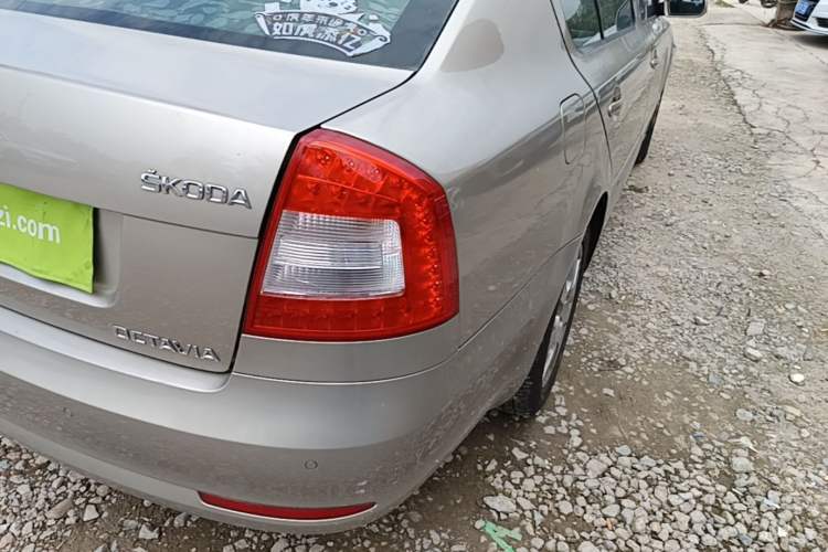 Used Skoda Octavia 2014 1.6L Automatic Yijie Edition Right Rear Taillight