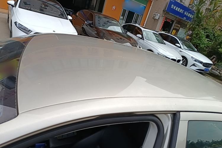 Used Skoda Octavia 2014 1.6L Automatic Yijie Edition Roof