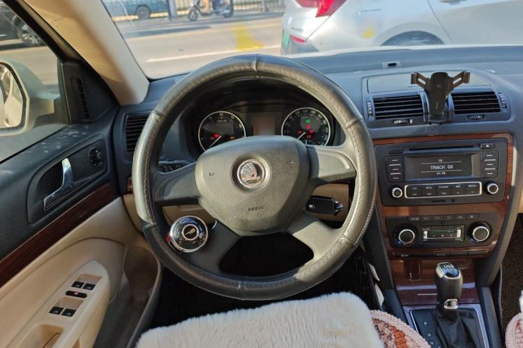 Used Skoda Octavia 2014 1.4TSI DSG Yijun Edition Steering Wheel