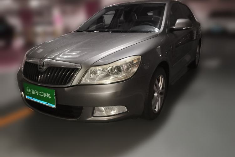 Used Skoda Octavia 2014 1.6L Automatic Yijun Edition Guazi used car, China used car export, Used car for sale, Used cars, Cheapest cars for sale