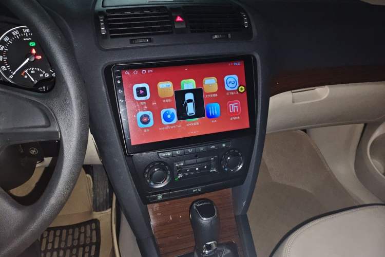Used Skoda Octavia 2014 1.6L Automatic Yijun Edition Audio And AC Panel