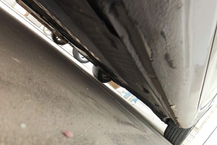 Used Skoda Octavia 2014 1.6L Manual Yijie Edition Chassis Front Left