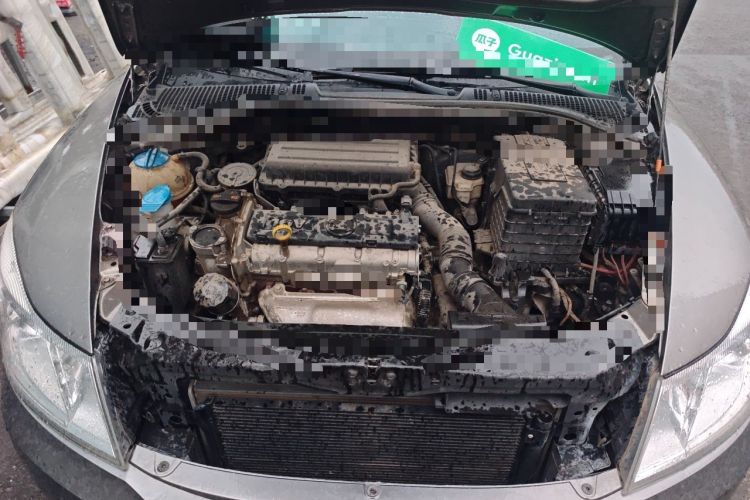 Used Skoda Octavia 2014 1.6L Automatic Yijun Edition Engine Bay