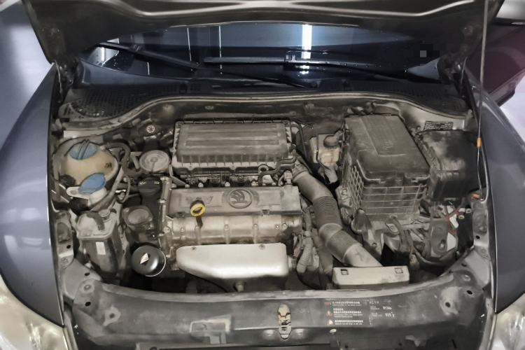 Used Skoda Octavia 2014 1.6L Automatic Yijun Edition Engine Bay