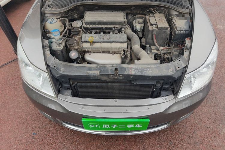 Used Skoda Octavia 2014 1.6L Manual Yijun Edition Engine Bay