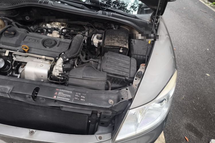 Used Skoda Octavia 2014 1.4TSI DSG Yijun Edition Engine Bay Left