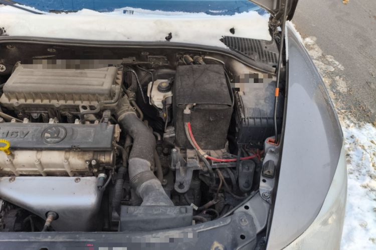 Used Skoda Octavia 2014 1.6L Automatic Yijun Edition Engine Bay Left