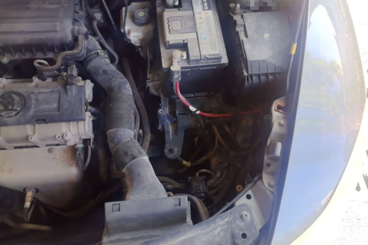 Used Skoda Octavia 2014 1.6L Automatic Eado Edition Engine Bay Left