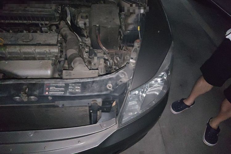 Used Skoda Octavia 2014 1.6L Automatic Yijie Edition Engine Bay Left