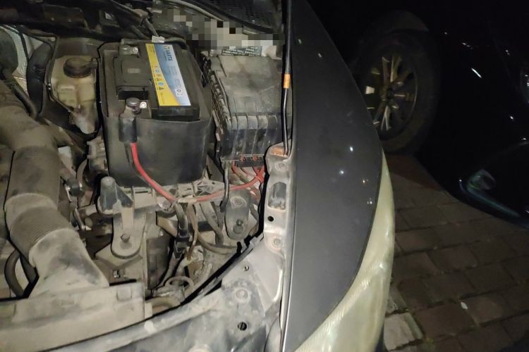 Used Skoda Octavia 2014 1.6L Manual Yijie Edition Engine Bay Left