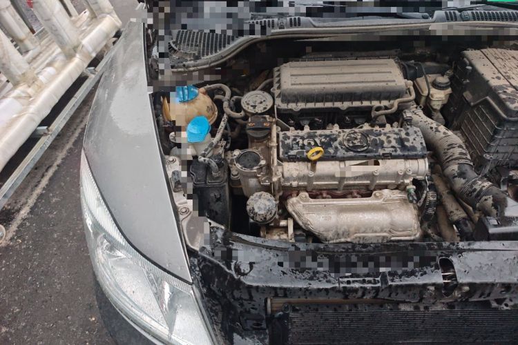 Used Skoda Octavia 2014 1.6L Automatic Yijun Edition Engine Bay Right