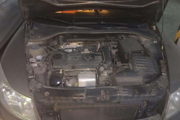 Used Skoda Octavia 2014 1.4TSI DSG Yijun Edition Engine Bay