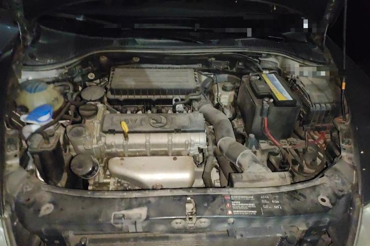 Used Skoda Octavia 2014 1.6L Manual Yijie Edition Engine Bay
