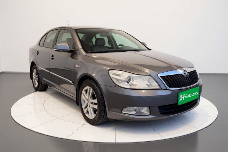 Used Skoda Octavia 2014 1.6L Automatic Yijun Edition Exterior 2