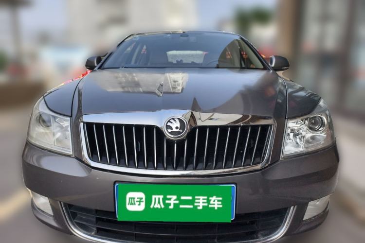 Used Skoda Octavia 2014 1.6L Automatic Yijun Edition Front