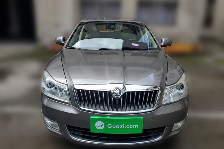Used Skoda Octavia 2014 1.6L Automatic Yijun Edition Front