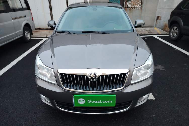 Used Skoda Octavia 2014 1.8TSI DSG Yijun Edition Front