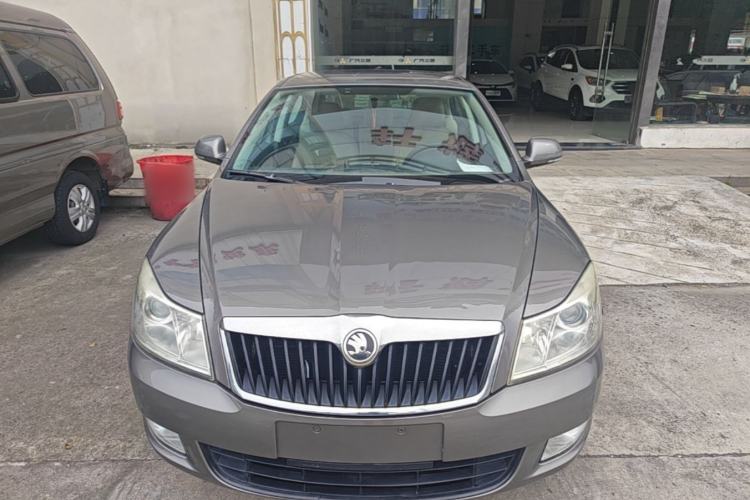 Used Skoda Octavia 2014 1.6L Automatic Yijie Edition Front