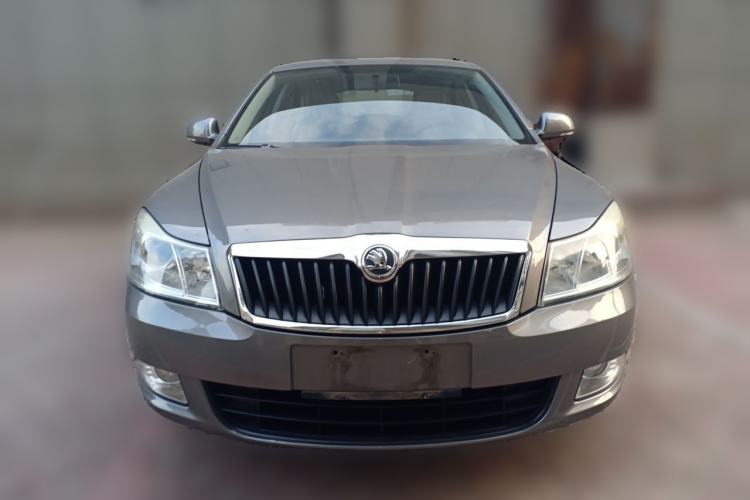 Used Skoda Octavia 2014 1.6L Automatic Yijie Edition Front