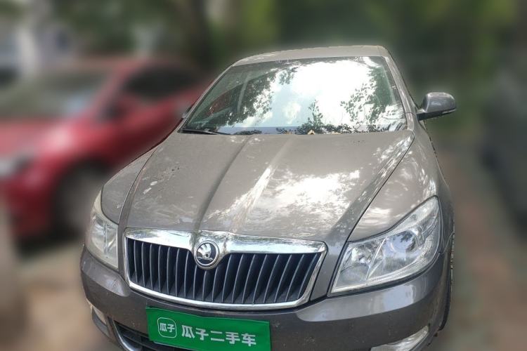 Used Skoda Octavia 2014 1.6L Automatic Yijun Edition Front