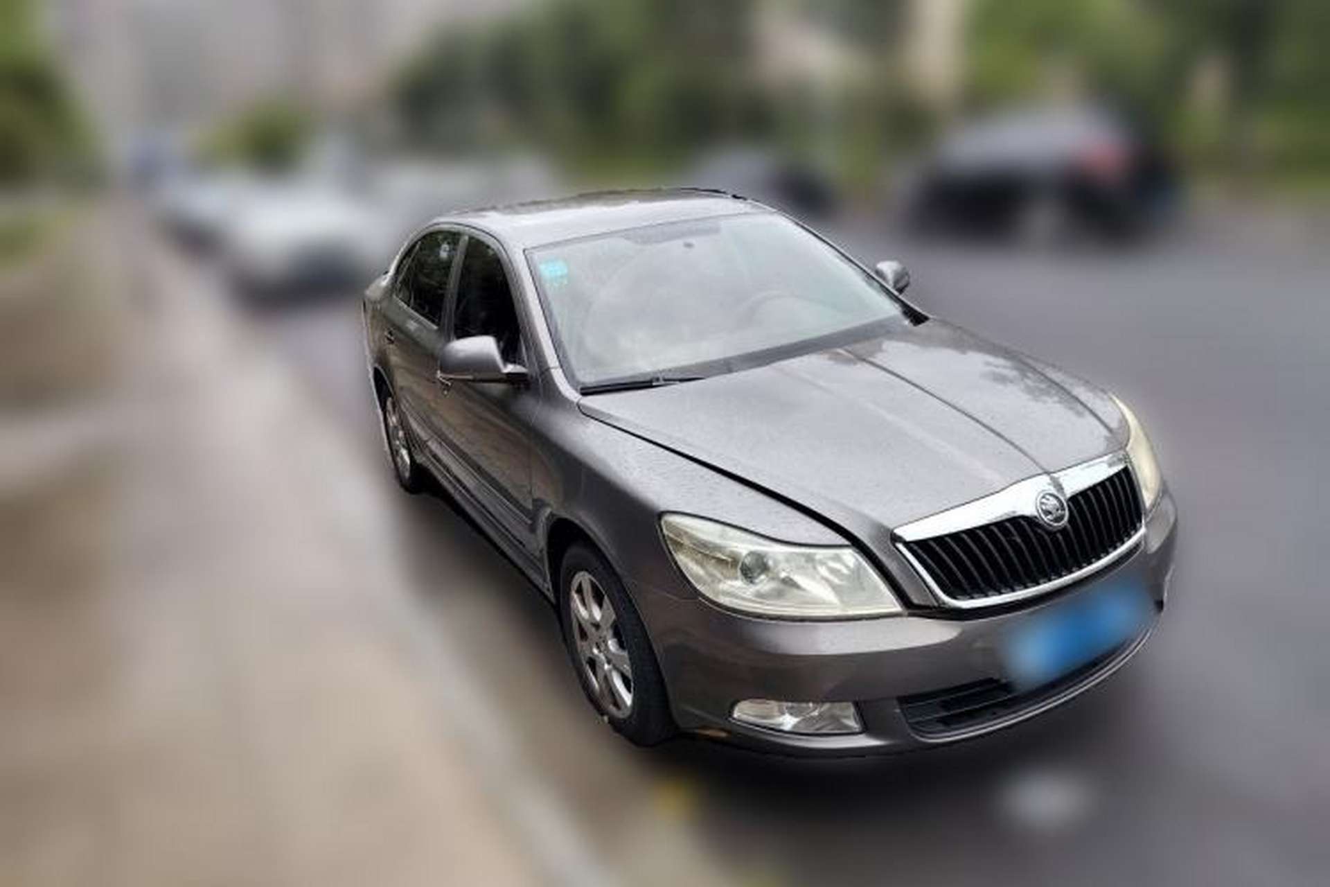 Used Skoda Octavia 2014 1.6L Automatic Yijie Edition Front Right 45 Deg