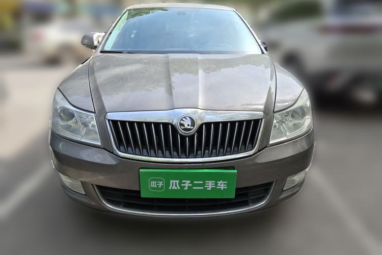 Used Skoda Octavia 2014 1.6L Automatic Yijun Edition Front