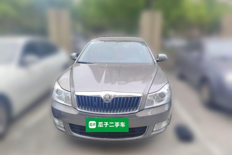 Used Skoda Octavia 2014 1.6L Manual Yijie Edition Front