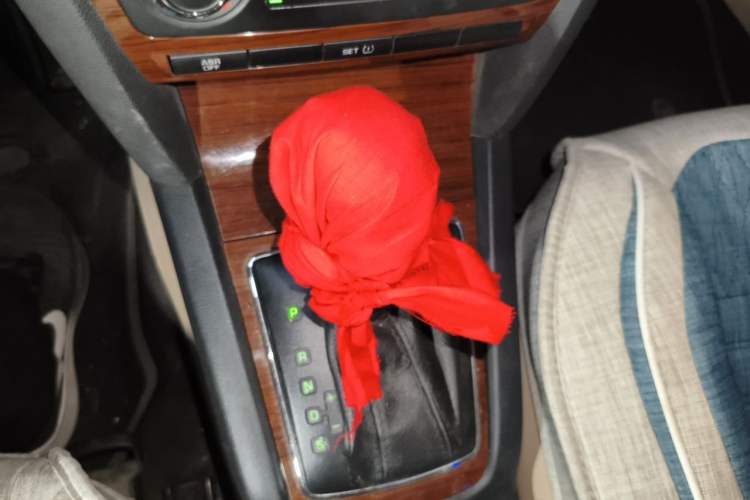 Used Skoda Octavia 2014 1.6L Automatic Yijun Edition Gear Lever