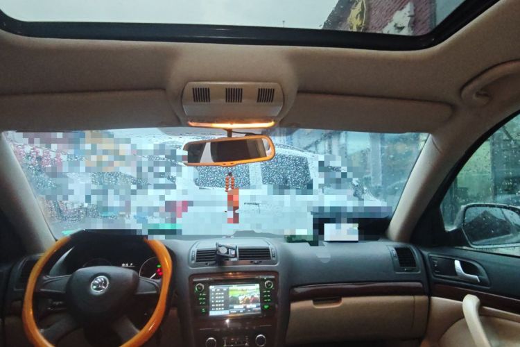Used Skoda Octavia 2014 1.6L Automatic Yijun Edition Headliner