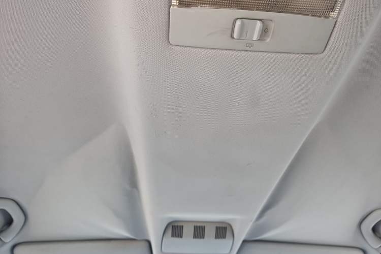 Used Skoda Octavia 2014 1.6L Automatic Yijie Edition Headliner