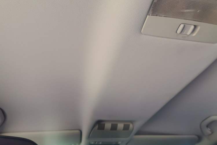 Used Skoda Octavia 2014 1.6L Automatic Eado Edition Headliner