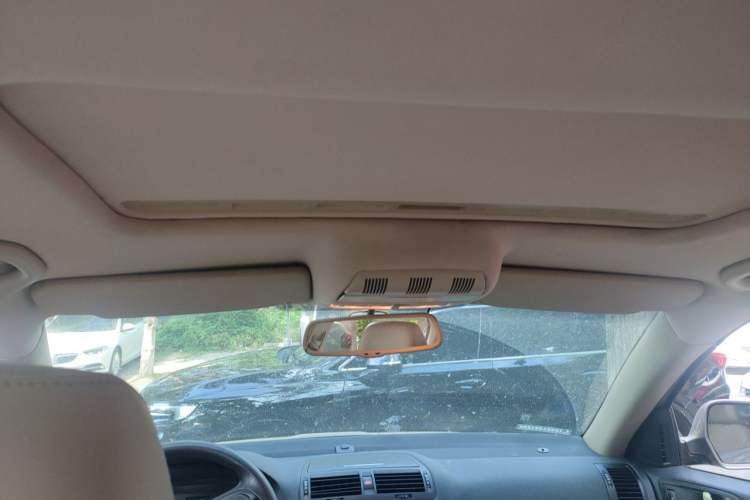 Used Skoda Octavia 2014 1.6L Automatic Yijun Edition Headliner