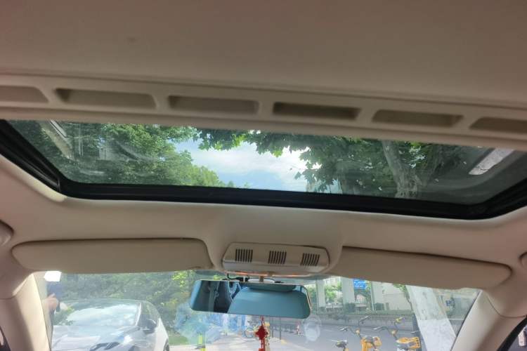 Used Skoda Octavia 2014 1.6L Automatic Yijun Edition Headliner