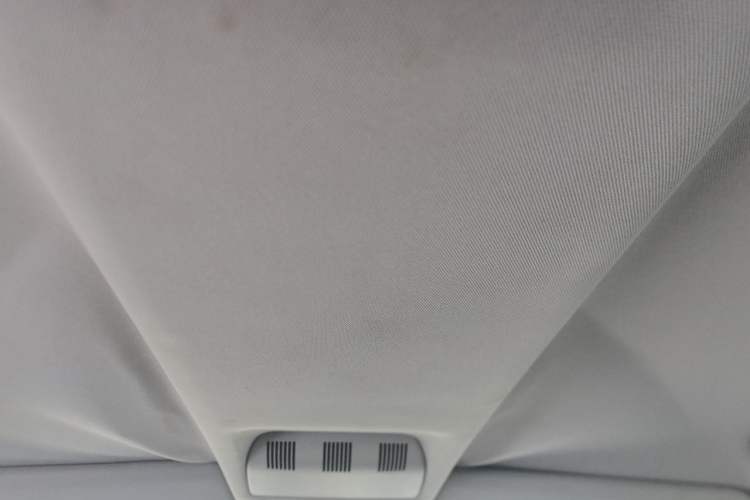 Used Skoda Octavia 2014 1.6L Manual Yijie Edition Headliner