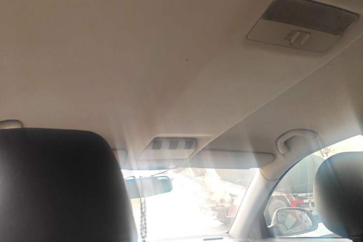 Used Skoda Octavia 2014 1.6L Automatic Yijie Edition Headliner