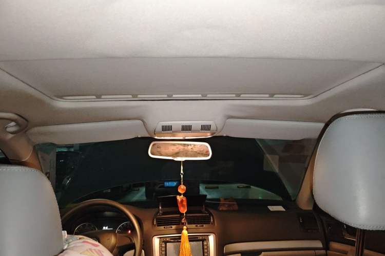 Used Skoda Octavia 2014 1.6L Manual Yijun Edition Headliner