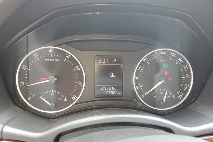 Used Skoda Octavia 2014 1.6L Automatic Yijun Edition Instrument Cluster