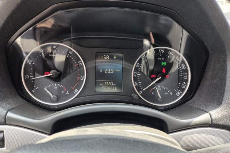 Used Skoda Octavia 2014 1.6L Automatic Yijun Edition Instrument Cluster