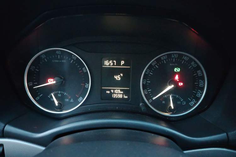 Used Skoda Octavia 2014 1.8TSI DSG Yijun Edition Instrument Cluster