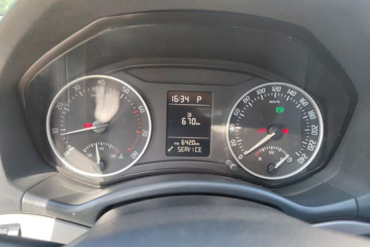 Used Skoda Octavia 2014 1.6L Automatic Yijie Edition Instrument Cluster