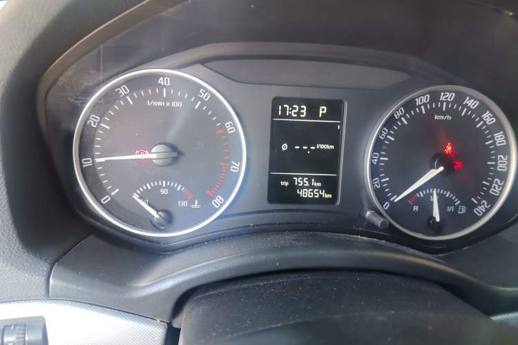 Used Skoda Octavia 2014 1.6L Automatic Eado Edition Instrument Cluster