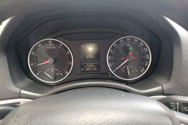 Used Skoda Octavia 2014 1.6L Automatic Yijie Edition Instrument Cluster
