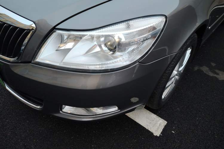 Used Skoda Octavia 2014 1.8TSI DSG Yijun Edition Left Front Headlight