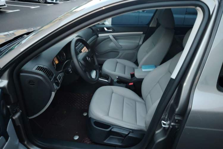 Used Skoda Octavia 2014 1.8TSI DSG Yijun Edition Left Front Seat
