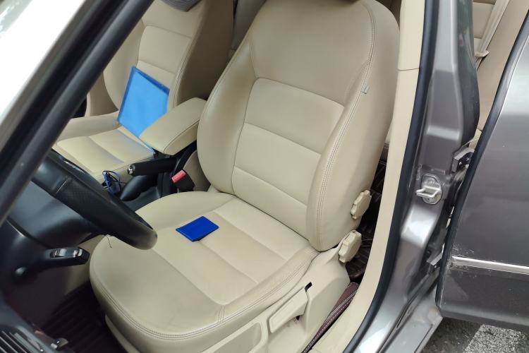 Used Skoda Octavia 2014 1.6L Automatic Yijun Edition Left Front Seat
