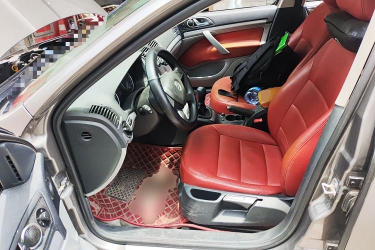 Used Skoda Octavia 2014 1.6L Manual Yijie Edition Left Front Seat